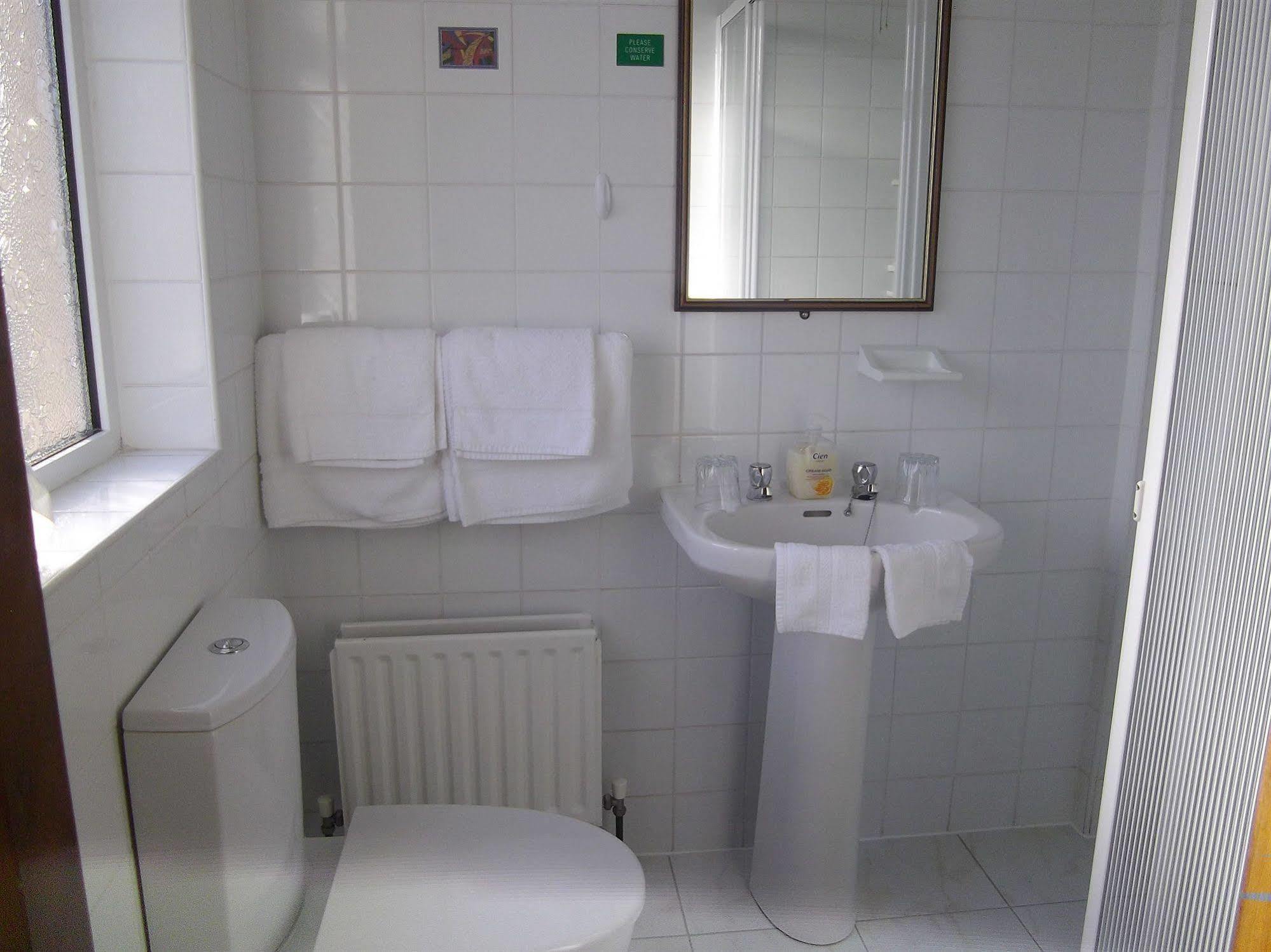 ウェストポート Quay West Ireland Bed & Breakfast エクステリア 写真